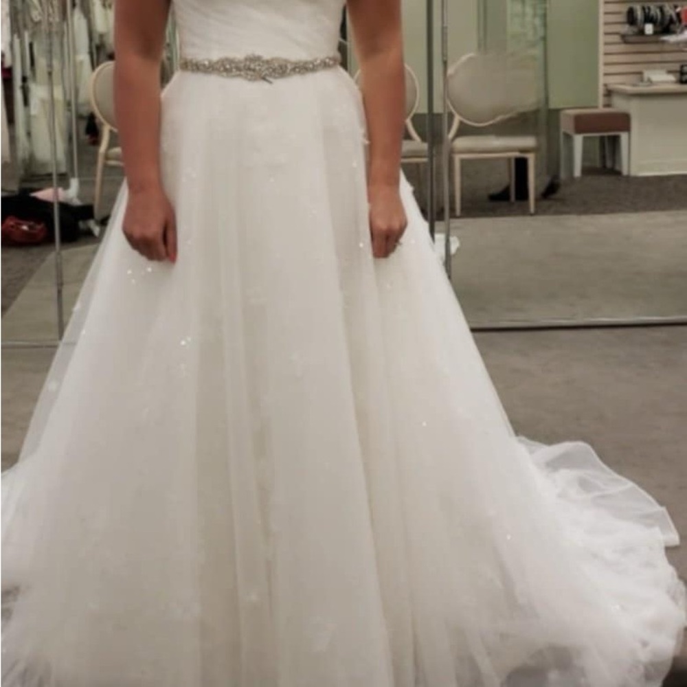 NWT Vera Wang Wedding dress -one shoulder sequin tulle